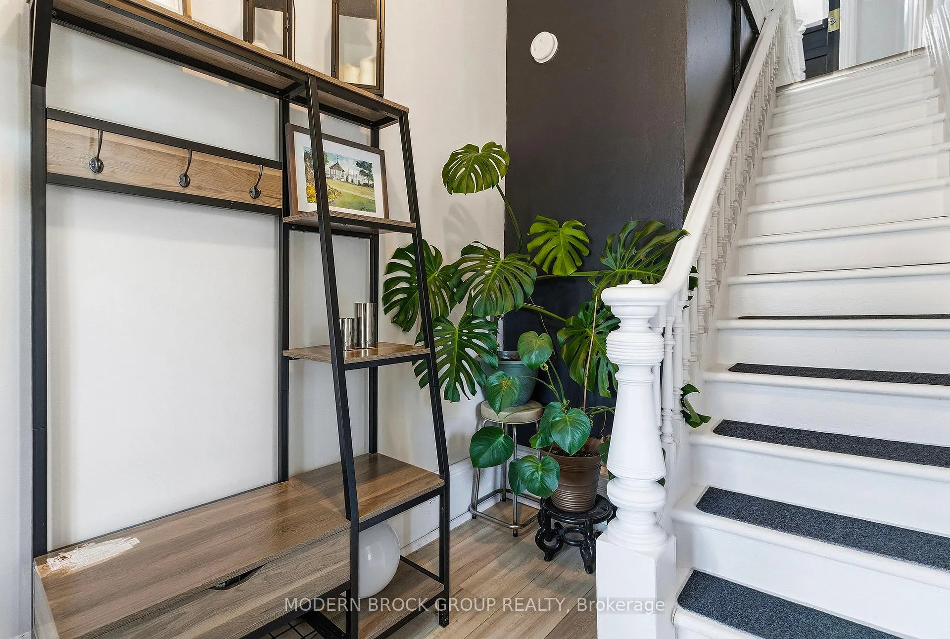 Photo 14 of 16 Beecher Street, Brockville, Brockville — HOMEH