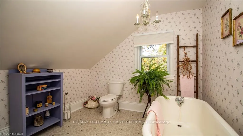 Photo 16 of 534 Meadowview Road, Kawartha Lakes, Emily — HOMEH