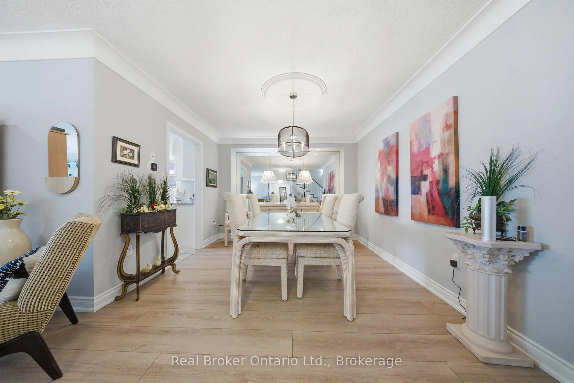 Photo 7 of 23 Edgewater Drive, Hamilton, Lakeshore — HOMEH