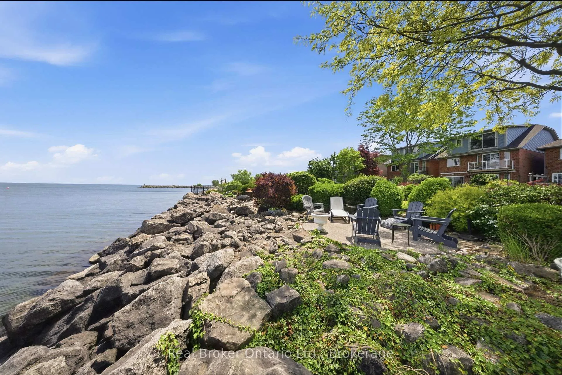 Photo 25 of 23 Edgewater Drive, Hamilton, Lakeshore — HOMEH