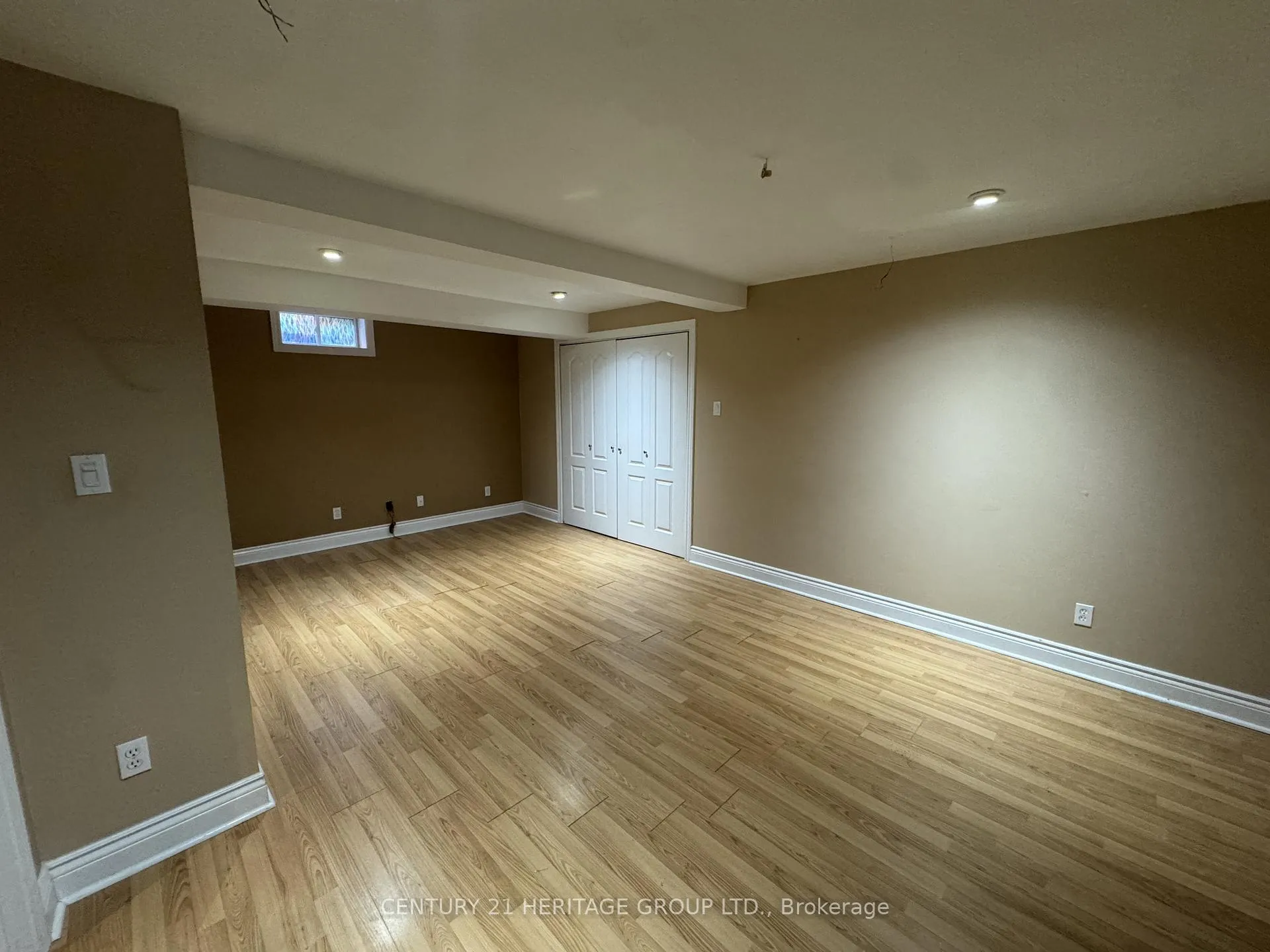 Photo 15 of 82 Kenwell Crescent, Barrie, Holly — HOMEH