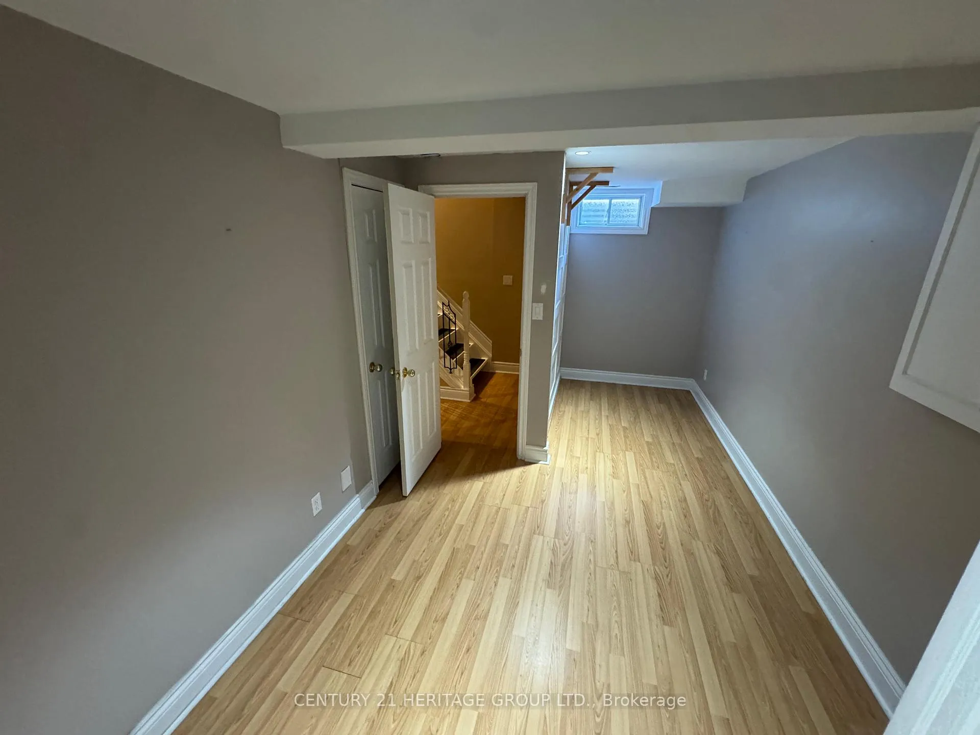 Photo 16 of 82 Kenwell Crescent, Barrie, Holly — HOMEH