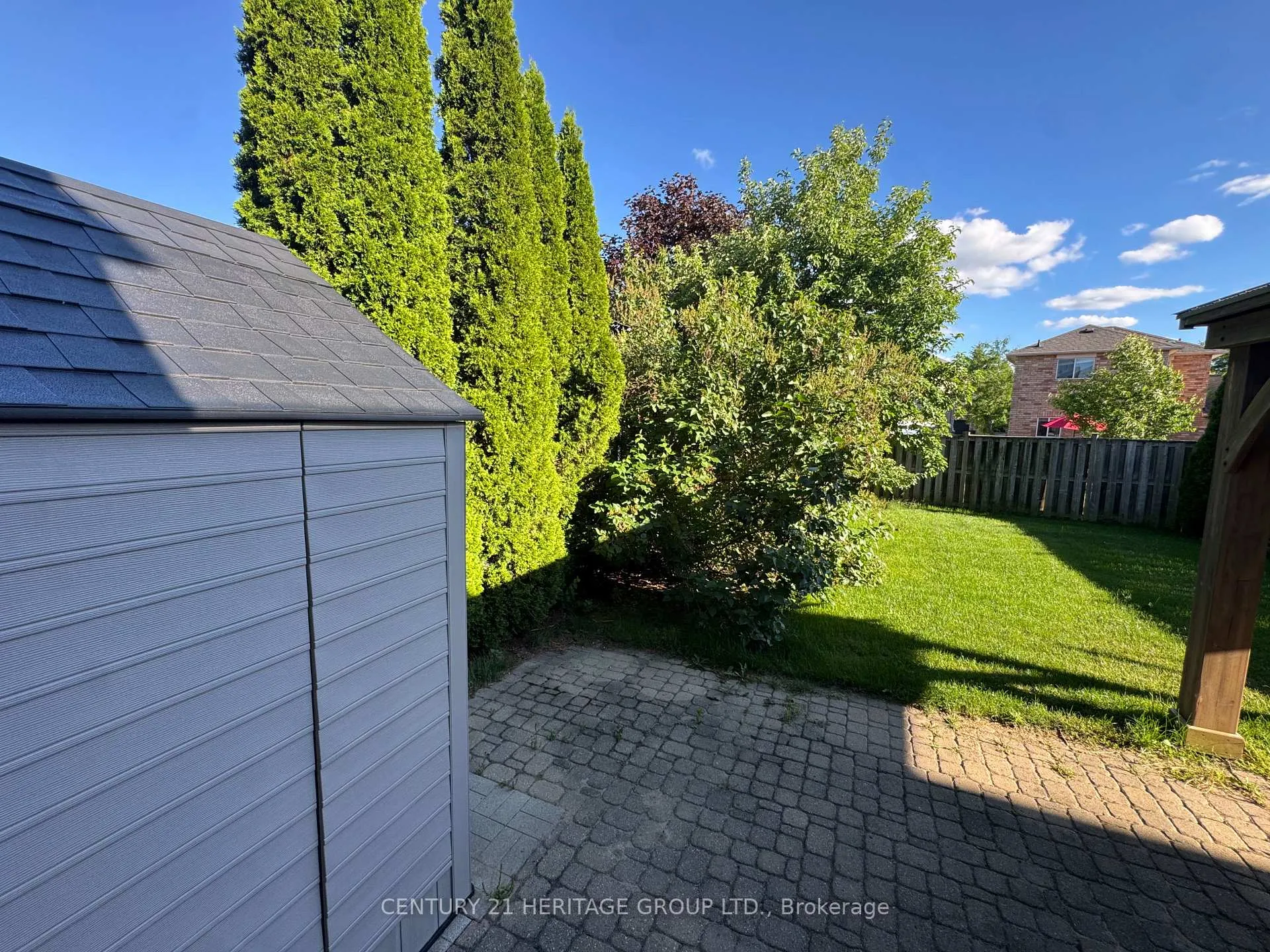 Photo 21 of 82 Kenwell Crescent, Barrie, Holly — HOMEH