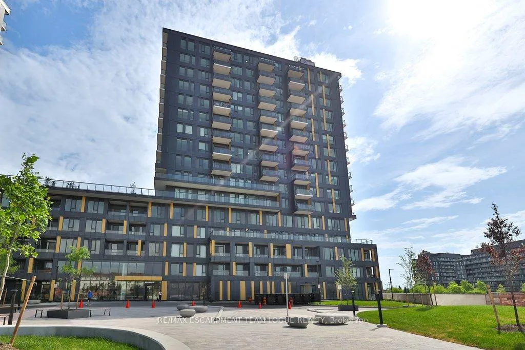 Photo 4 of Unit D605, 4878 Powers Common, Burlington, Alton — HOMEH