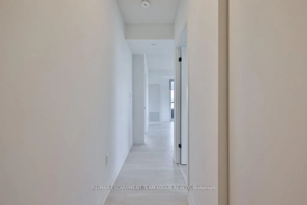 Photo 12 of Unit D605, 4878 Powers Common, Burlington, Alton — HOMEH