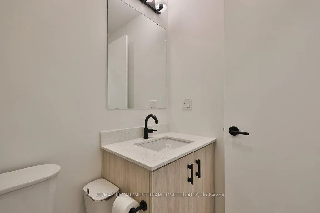 Photo 15 of Unit D605, 4878 Powers Common, Burlington, Alton — HOMEH