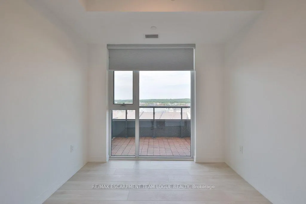 Photo 34 of Unit D605, 4878 Powers Common, Burlington, Alton — HOMEH