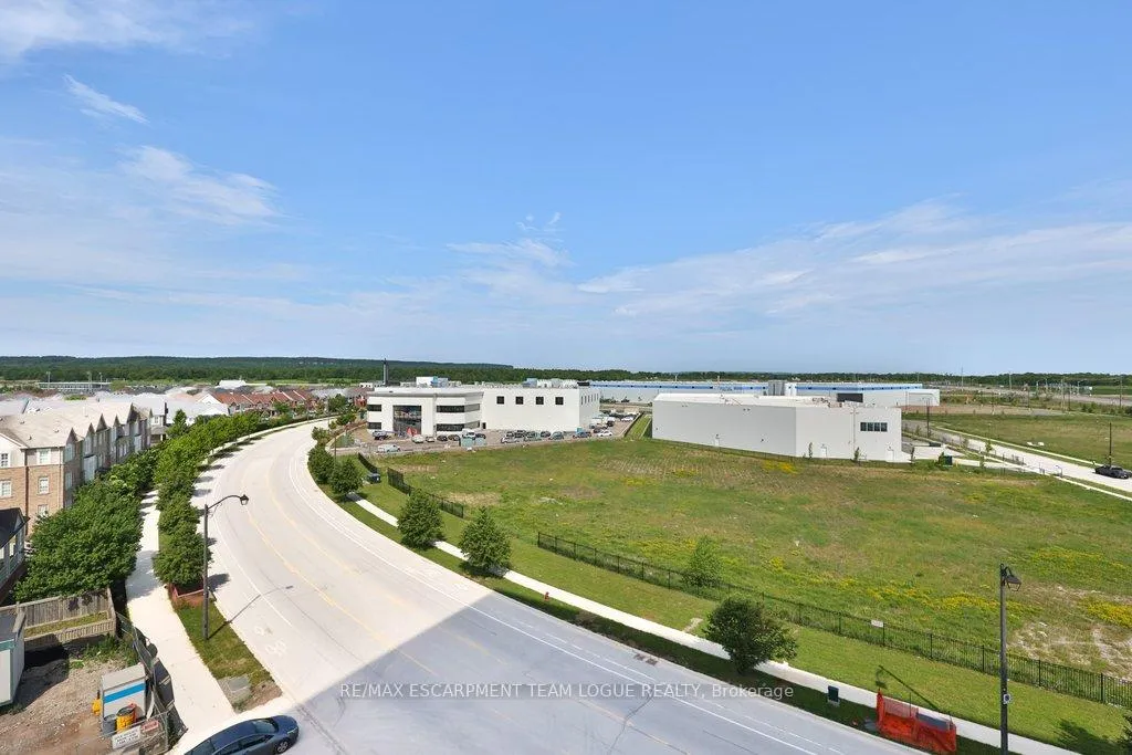 Photo 41 of Unit D605, 4878 Powers Common, Burlington, Alton — HOMEH