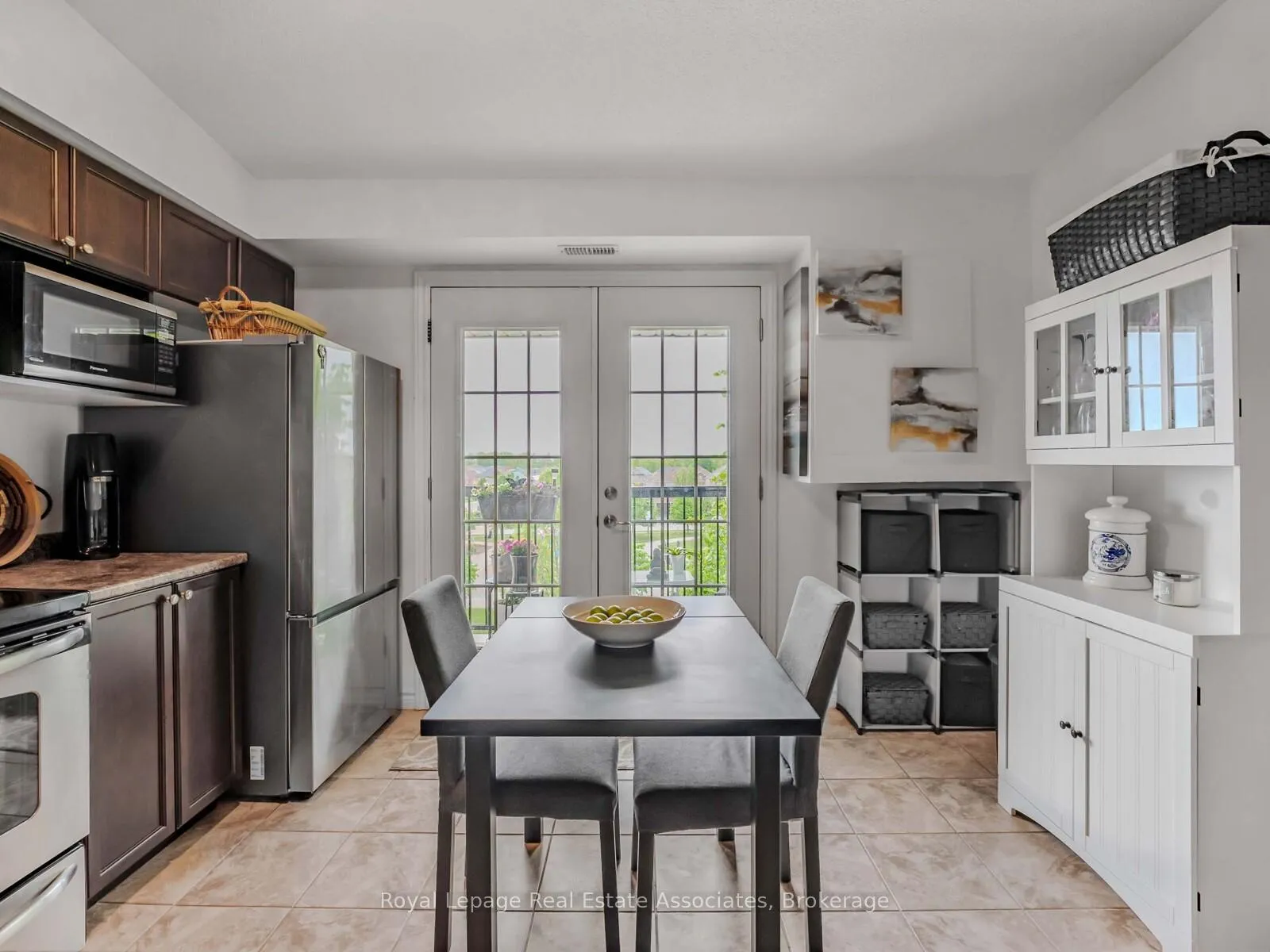Photo 11 of Unit 405, 1390 Main Street E, Milton, Dempsey — HOMEH