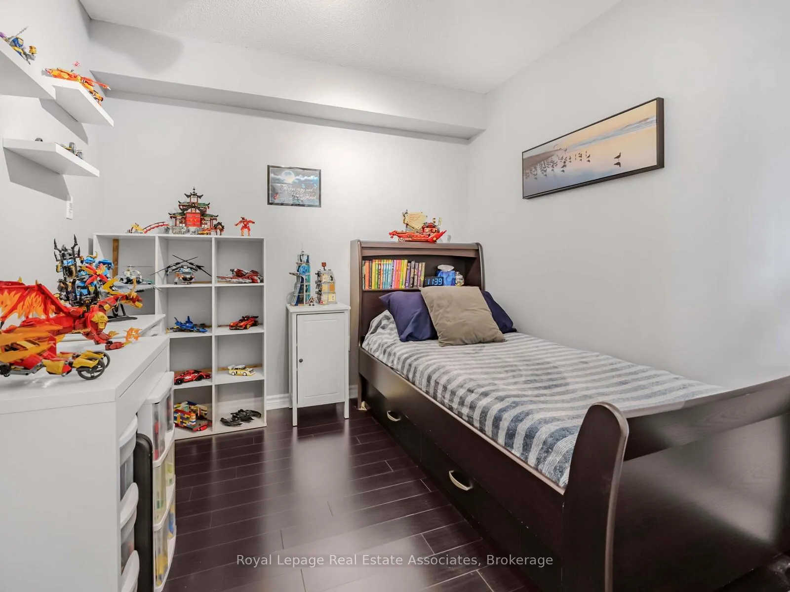 Photo 18 of Unit 405, 1390 Main Street E, Milton, Dempsey — HOMEH