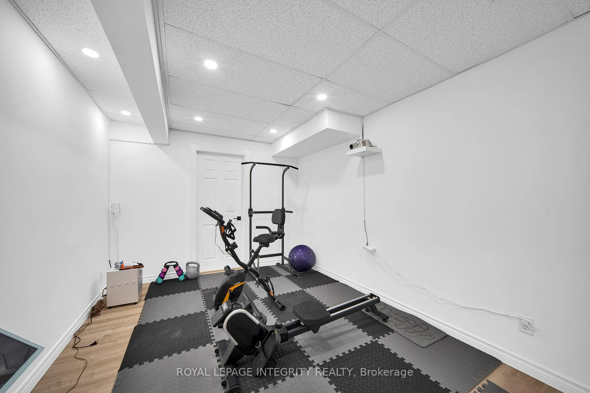 Photo 41 of 1218 Rideau Bend Crescent, Ottawa, Manotick East to Manotick Station — HOMEH
