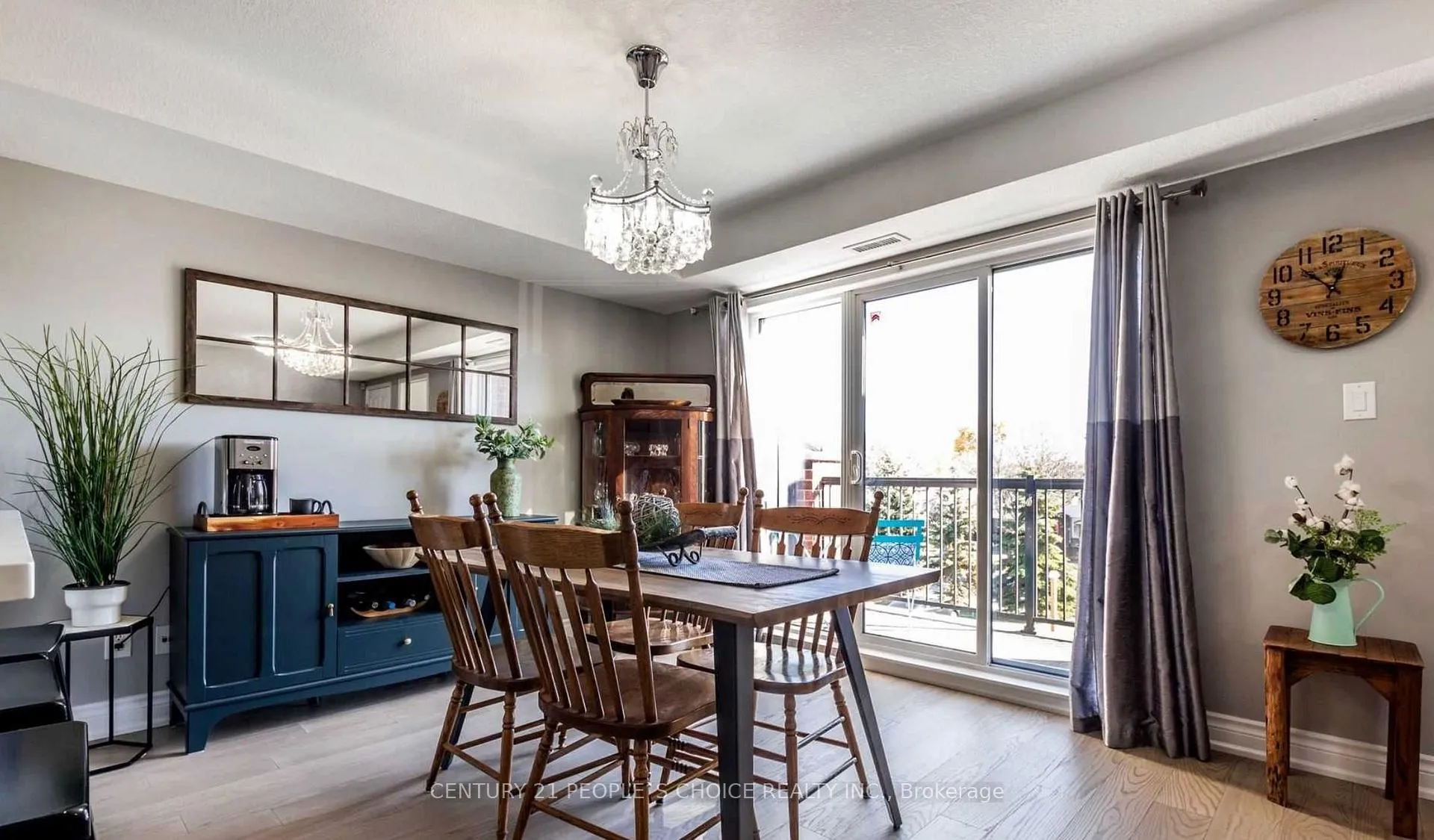 Photo 5 of Unit 2D, 45 cedar hill Crescent, Kitchener, King East — HOMEH