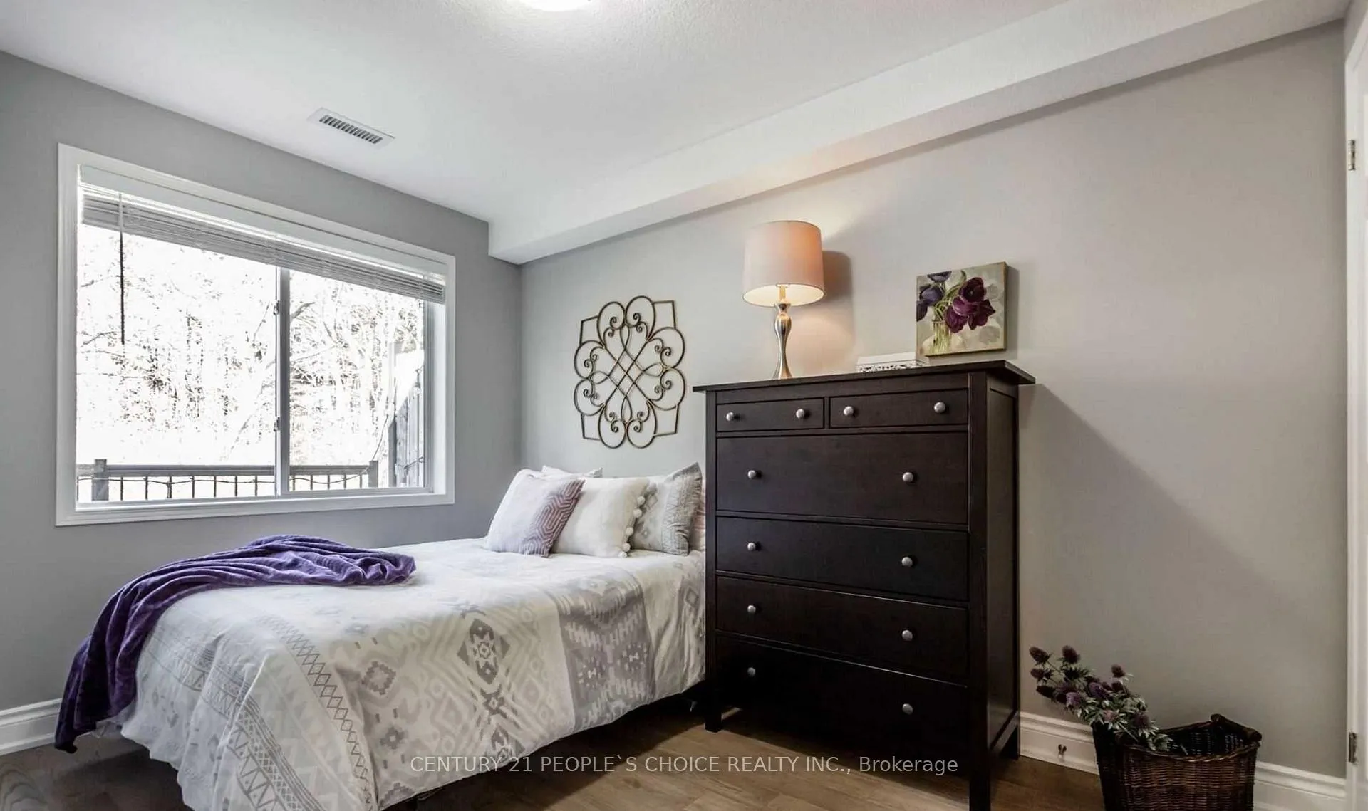 Photo 11 of Unit 2D, 45 cedar hill Crescent, Kitchener, King East — HOMEH