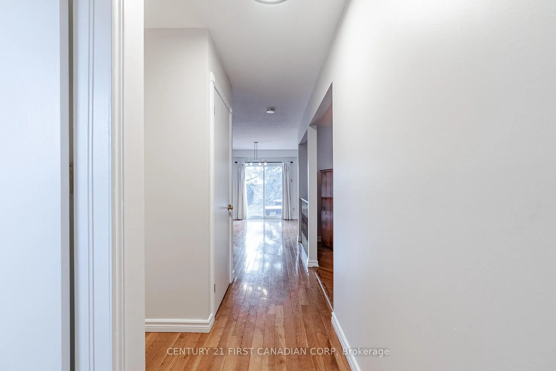 Photo 7 of Unit Unit 7, 160 Conway Drive, London, South X — HOMEH