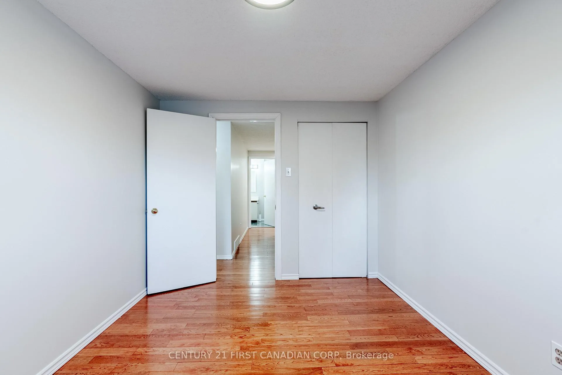 Photo 22 of Unit Unit 7, 160 Conway Drive, London, South X — HOMEH
