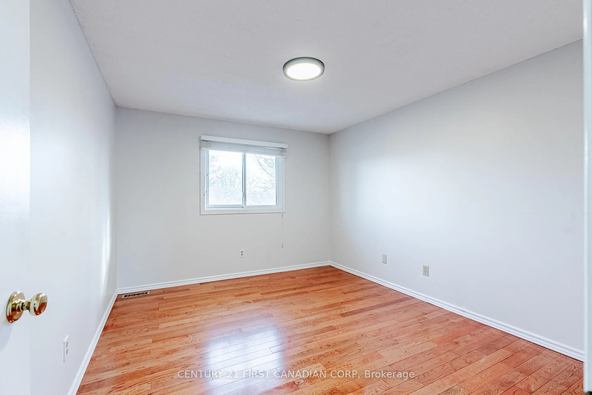 Photo 23 of Unit Unit 7, 160 Conway Drive, London, South X — HOMEH