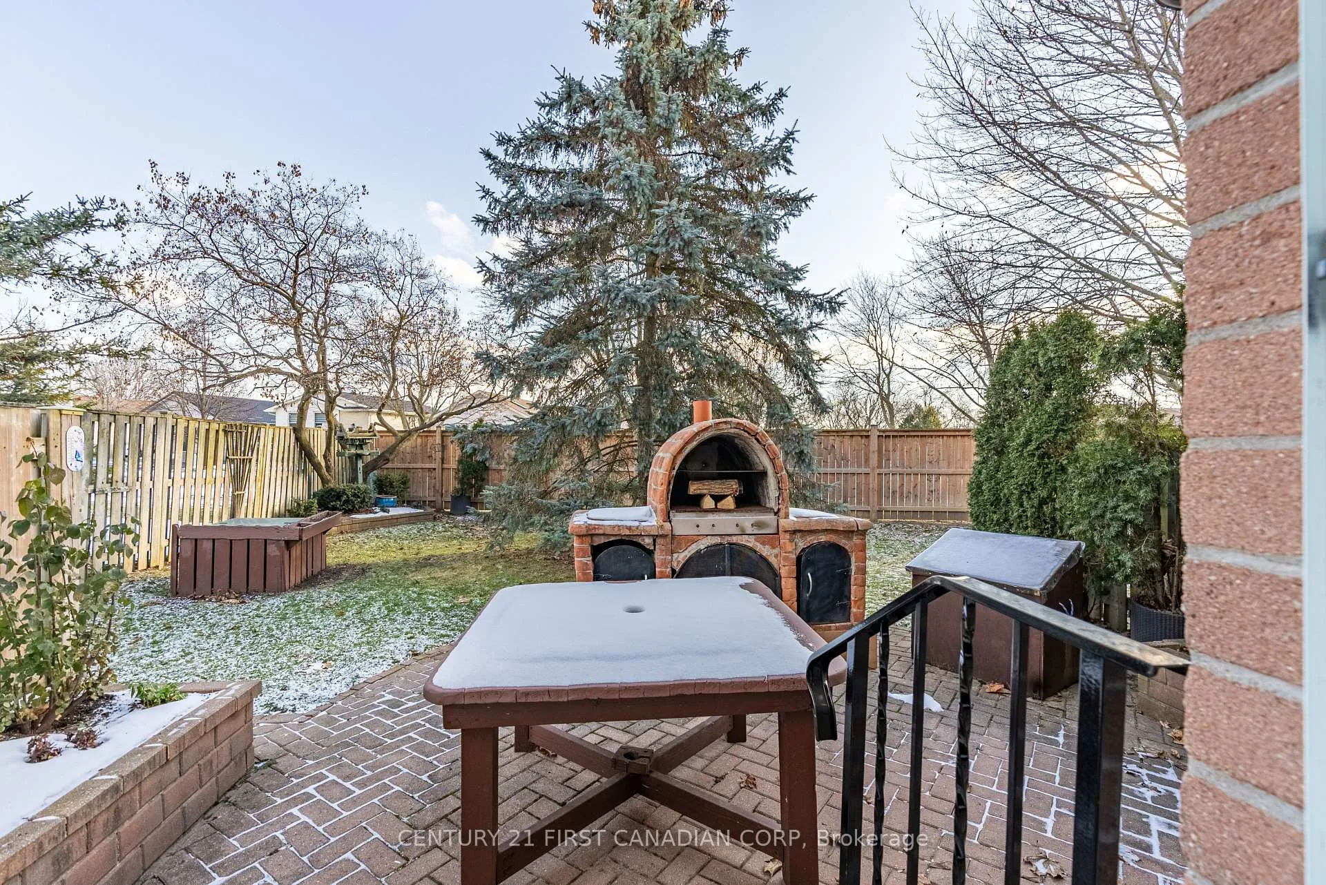 Photo 32 of Unit Unit 7, 160 Conway Drive, London, South X — HOMEH