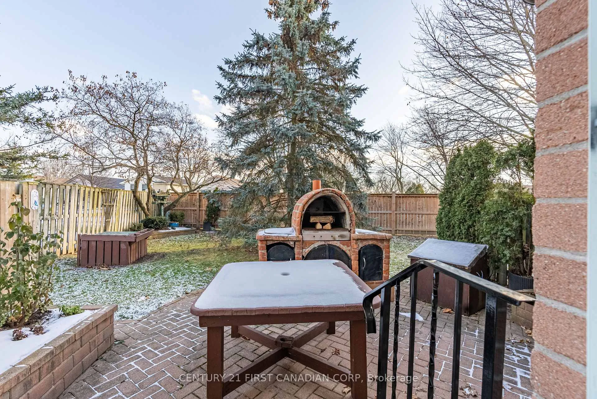 Photo 33 of Unit Unit 7, 160 Conway Drive, London, South X — HOMEH