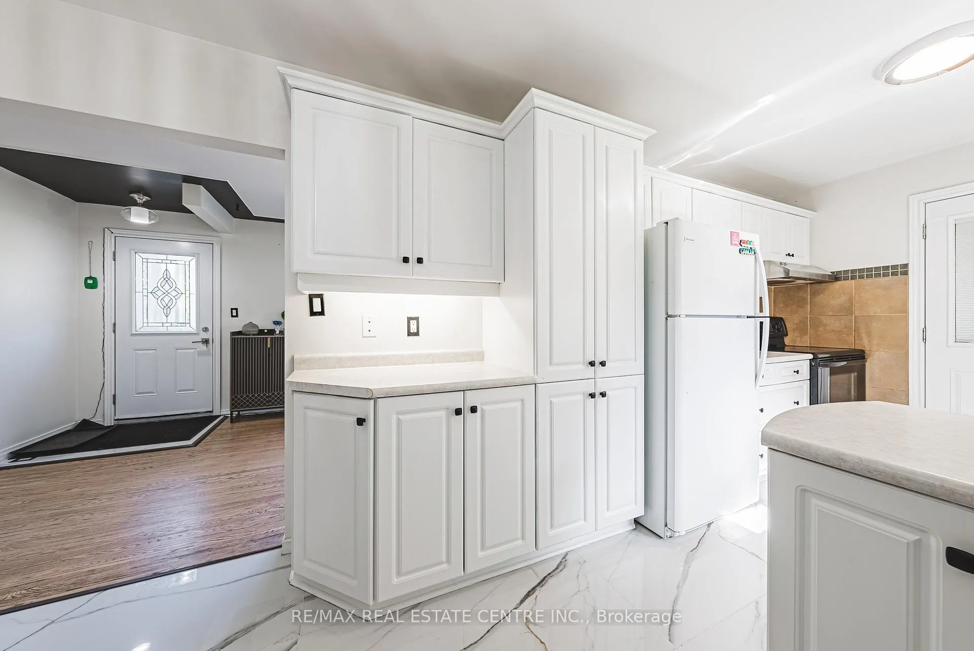 Photo 12 of 267 Erb Street E, Waterloo, Fairfield — HOMEH