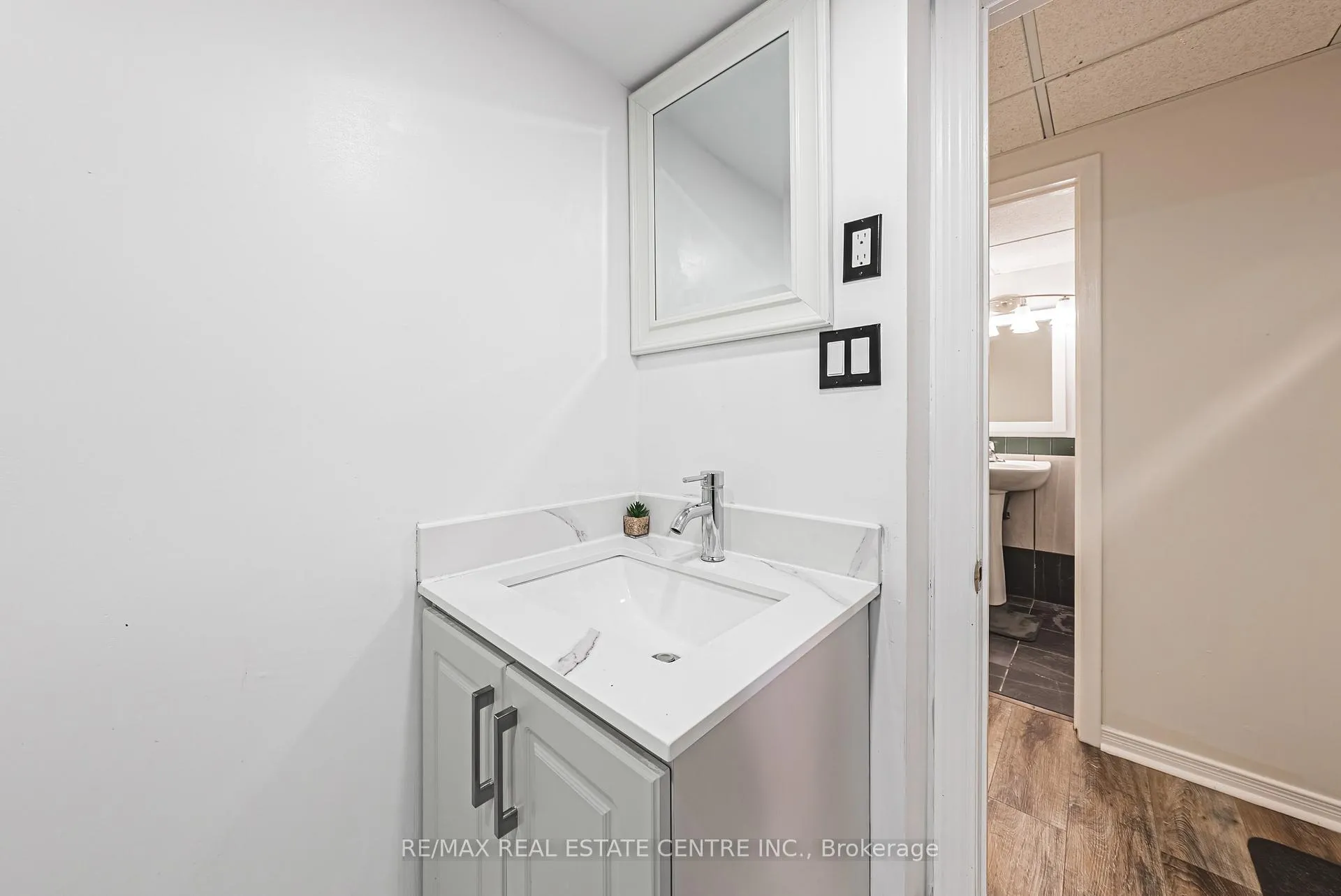 Photo 26 of 267 Erb Street E, Waterloo, Fairfield — HOMEH