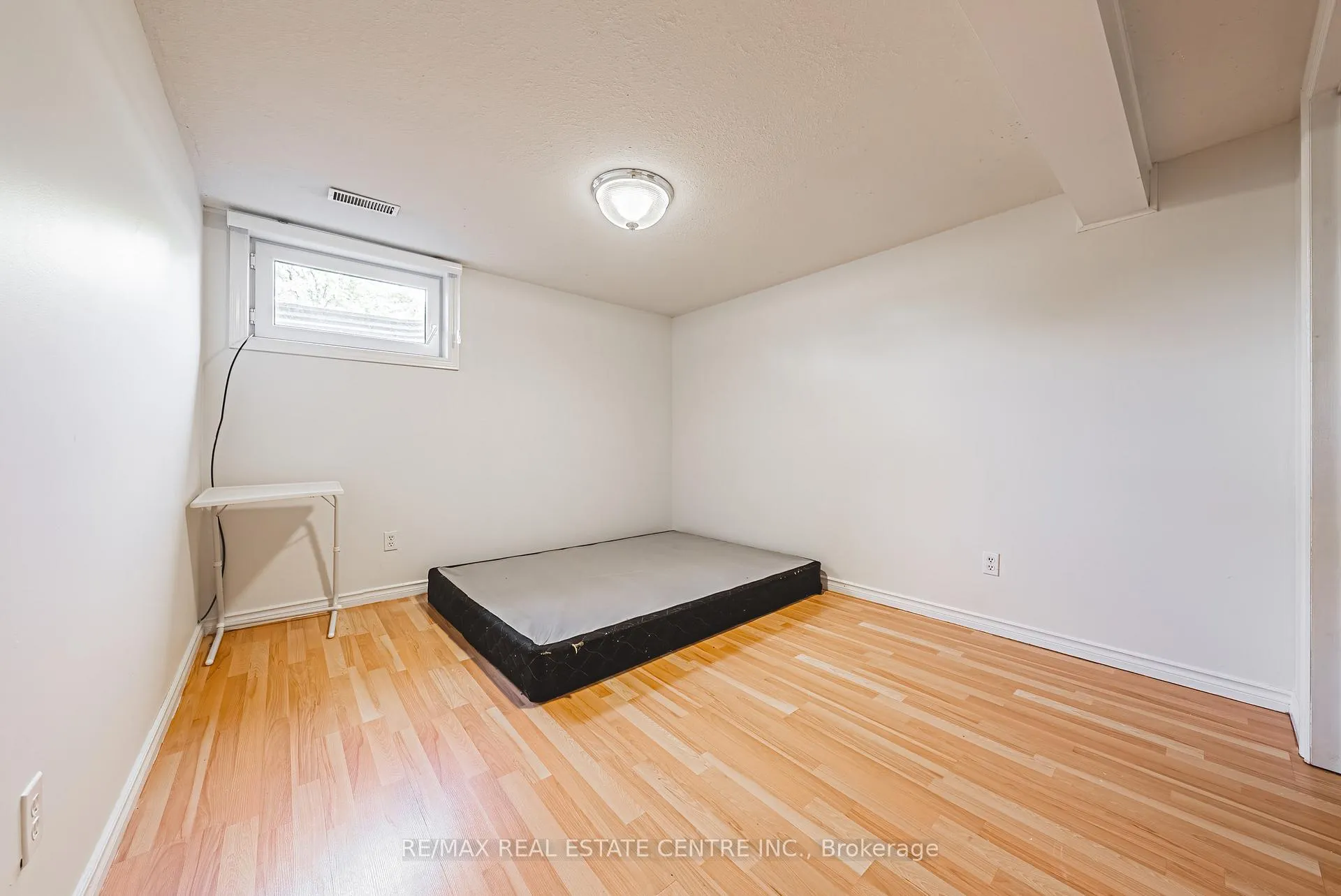 Photo 29 of 267 Erb Street E, Waterloo, Fairfield — HOMEH