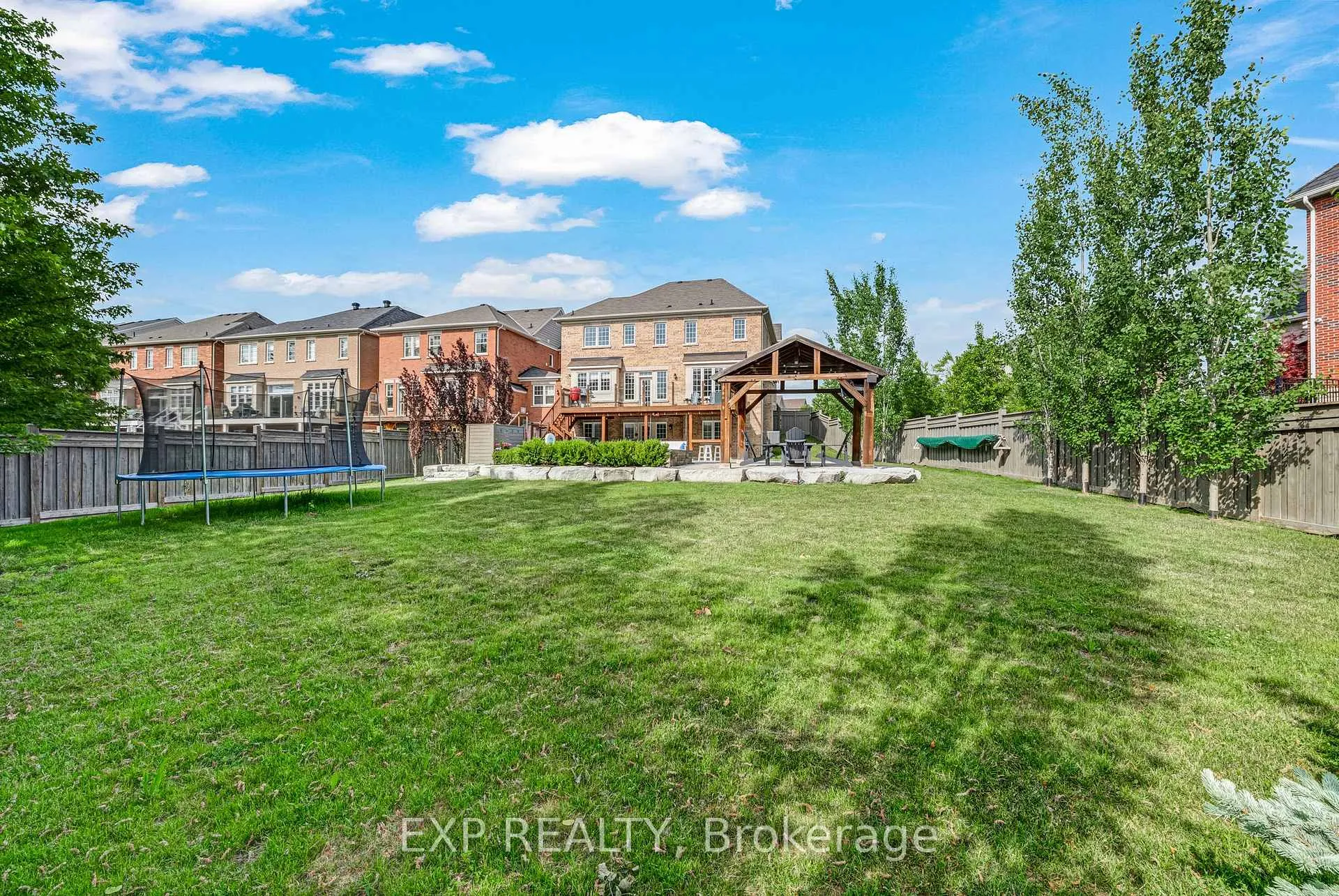 Photo 49 of 156 Degraaf Crescent, Aurora, Rural Aurora — HOMEH