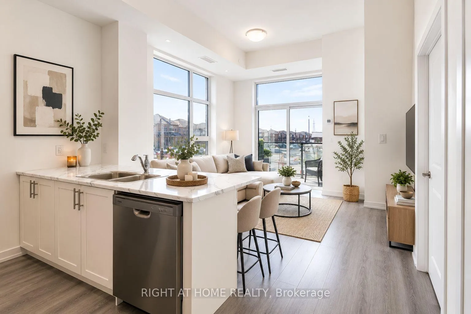 Photo 4 of Unit 112, 470 Dundas Street E, Hamilton, Waterdown — HOMEH
