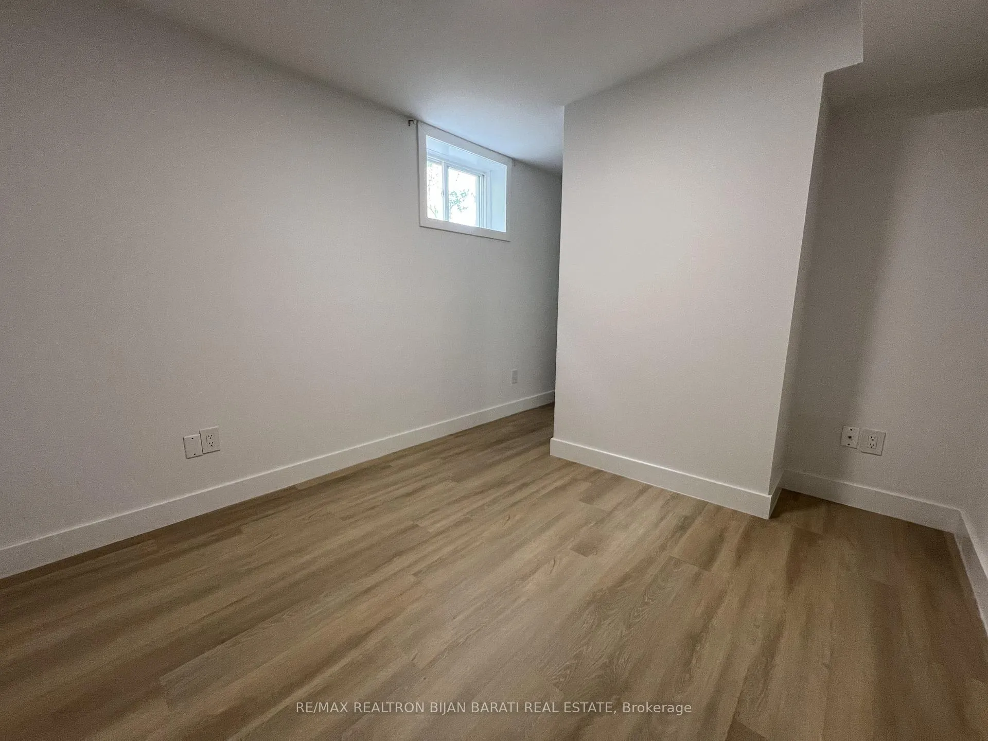 Photo 12 of Unit #33, 175 Stanley Street, Barrie, East Bayfield — HOMEH