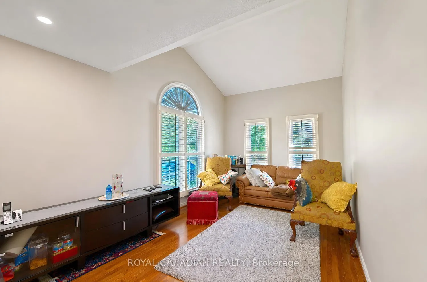 Photo 10 of 63 Heathcliffe Square, Brampton, Central Park — HOMEH