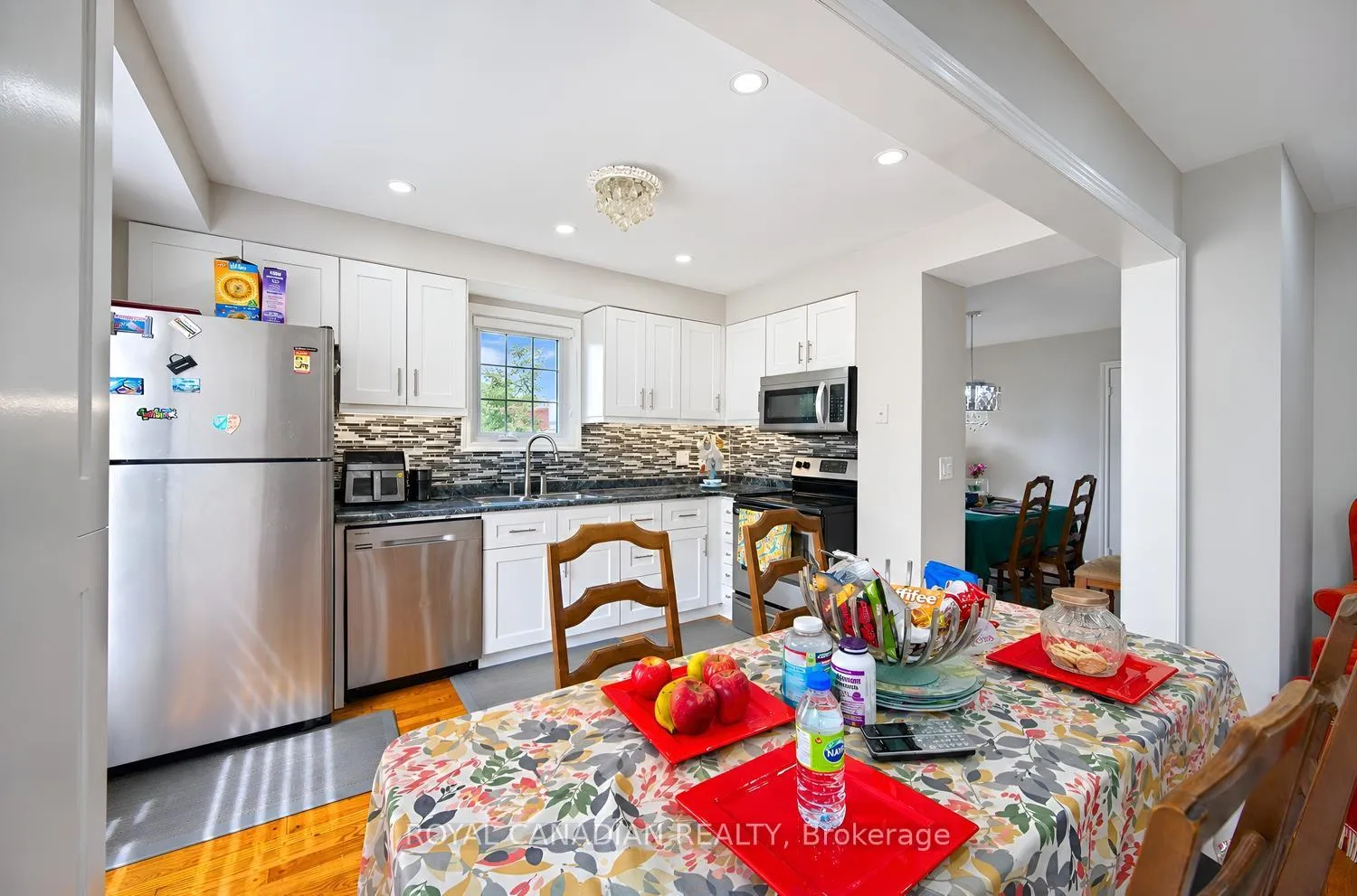Photo 19 of 63 Heathcliffe Square, Brampton, Central Park — HOMEH