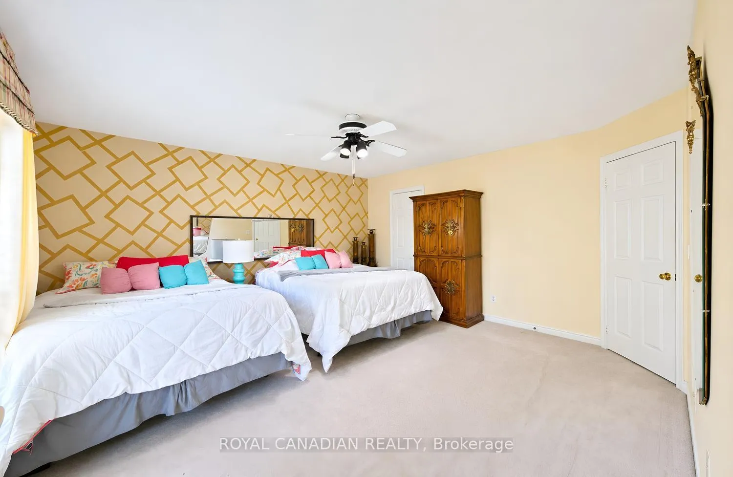 Photo 30 of 63 Heathcliffe Square, Brampton, Central Park — HOMEH
