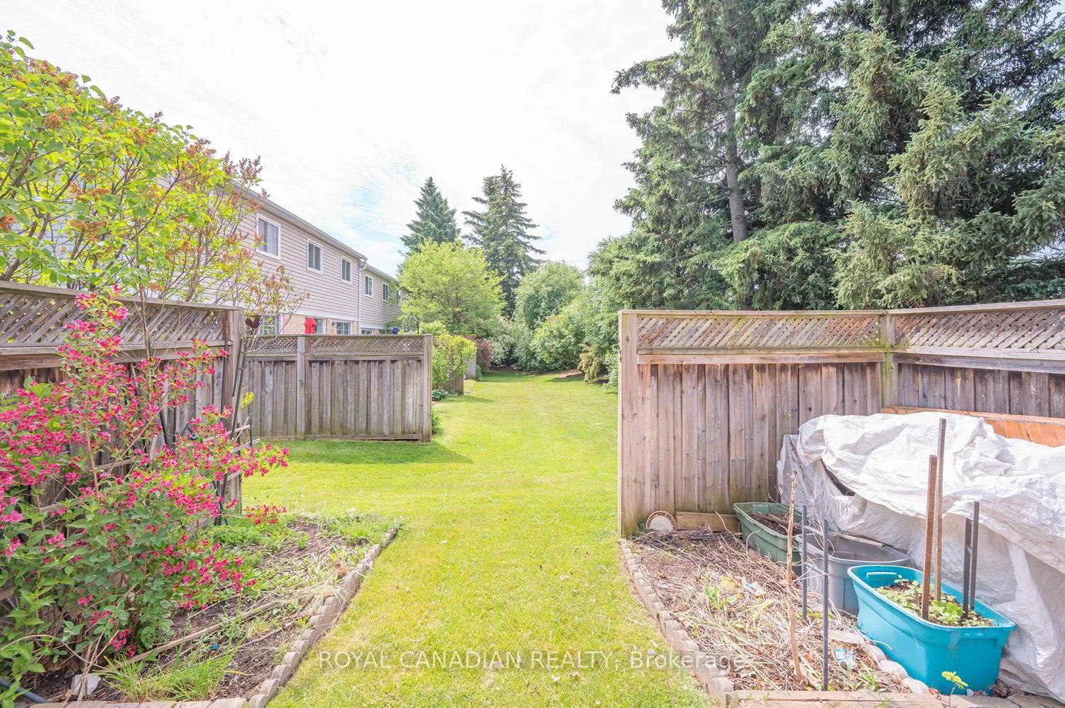 Photo 48 of 63 Heathcliffe Square, Brampton, Central Park — HOMEH