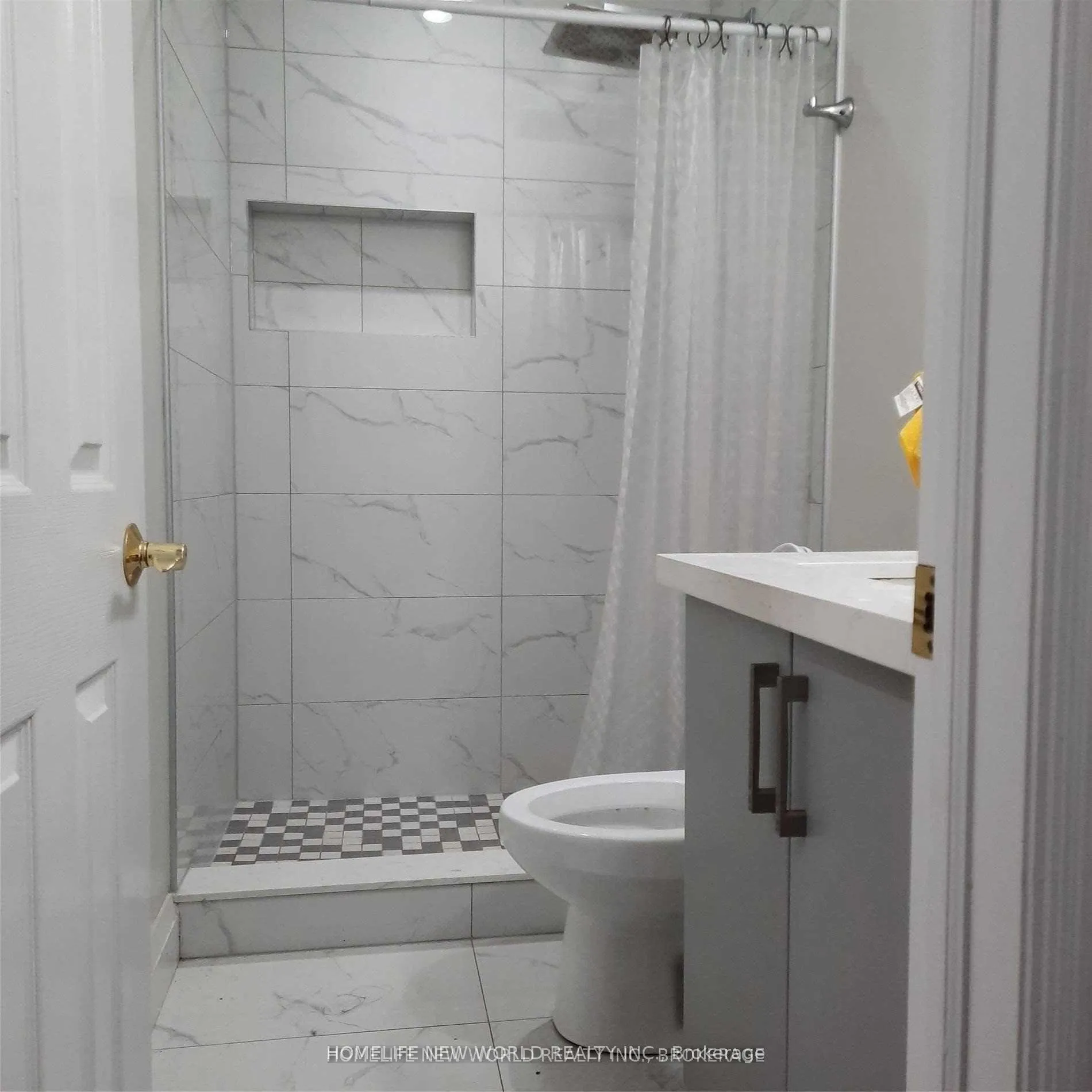 Photo 14 of Unit Main, 7 Southdale Drive, Markham, Bullock — HOMEH