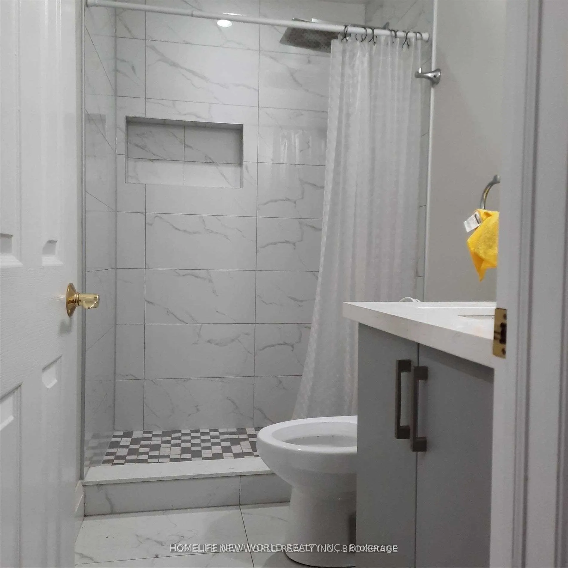 Photo 16 of Unit Main, 7 Southdale Drive, Markham, Bullock — HOMEH