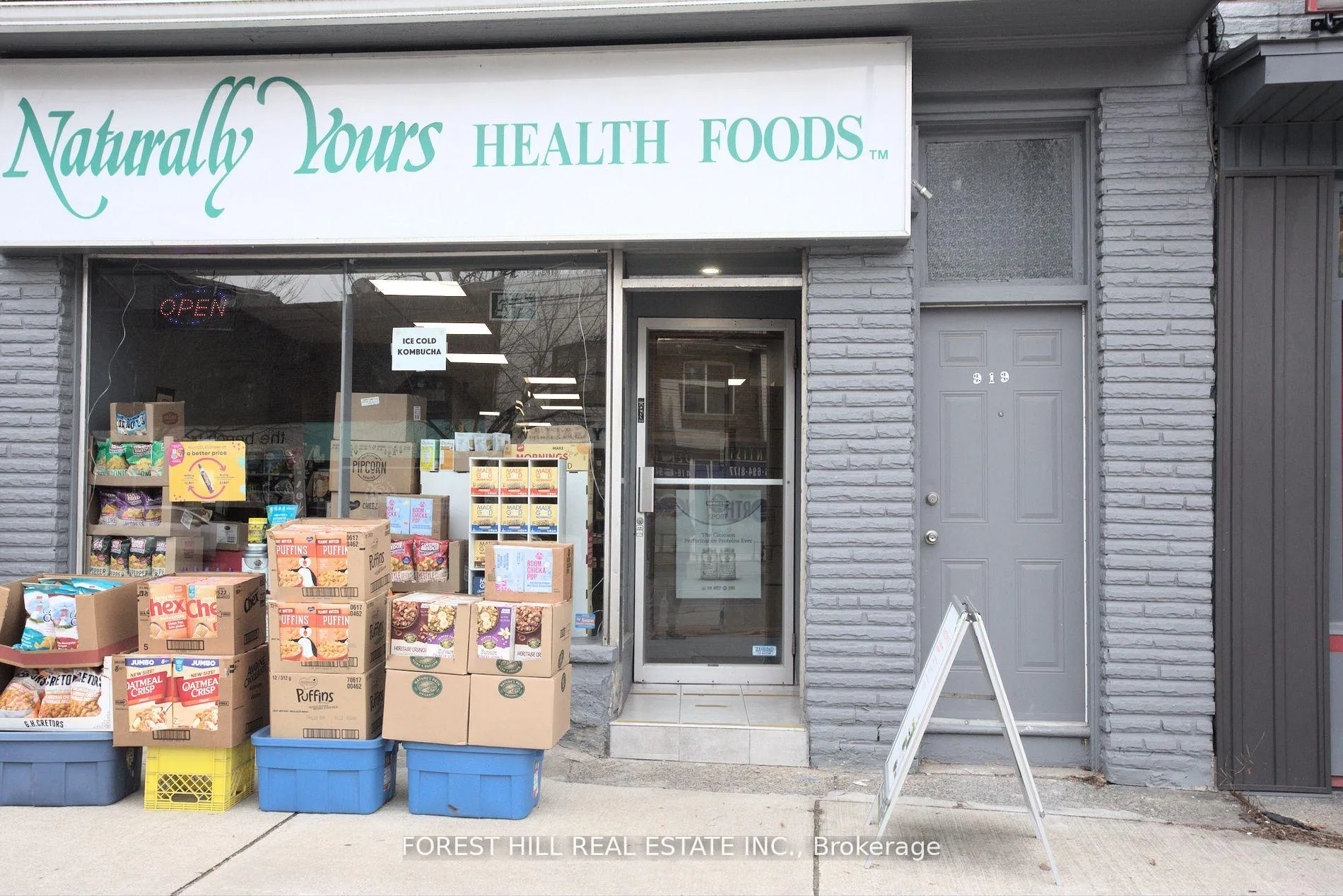 Photo 2 of 919 Kingston Road, Toronto, The Beaches — HOMEH