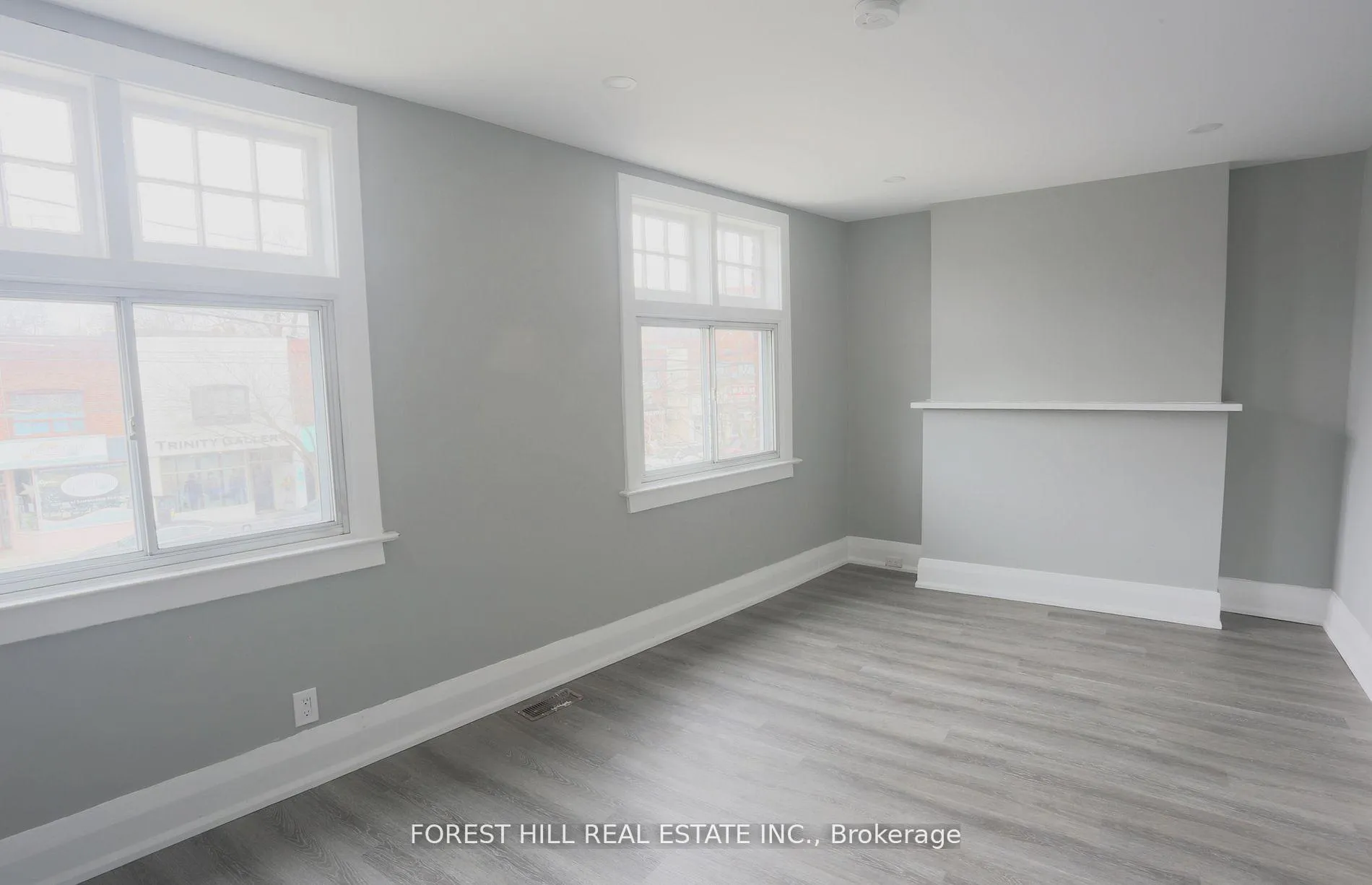 Photo 10 of 919 Kingston Road, Toronto, The Beaches — HOMEH