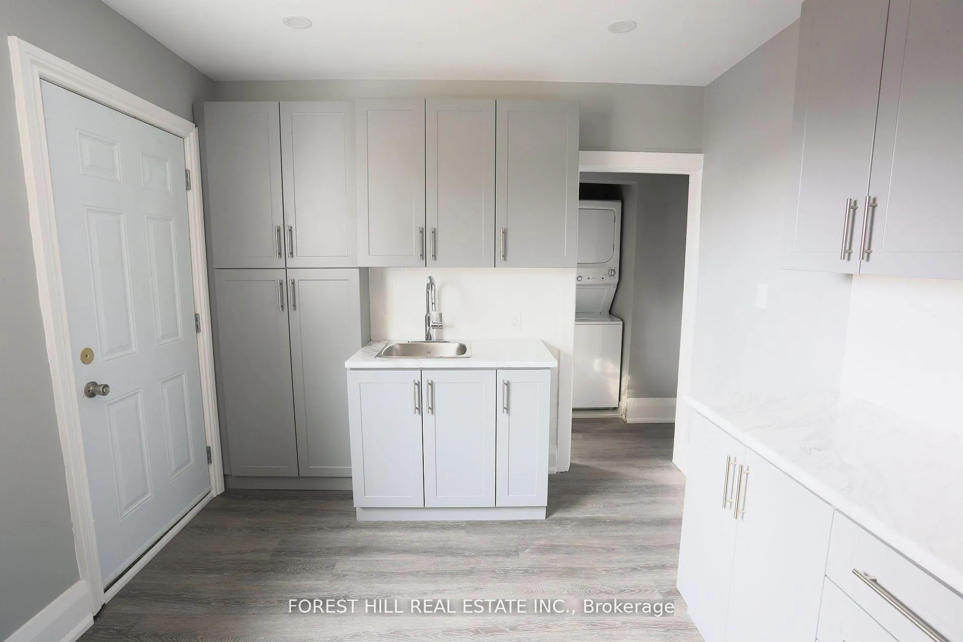 Photo 14 of 919 Kingston Road, Toronto, The Beaches — HOMEH