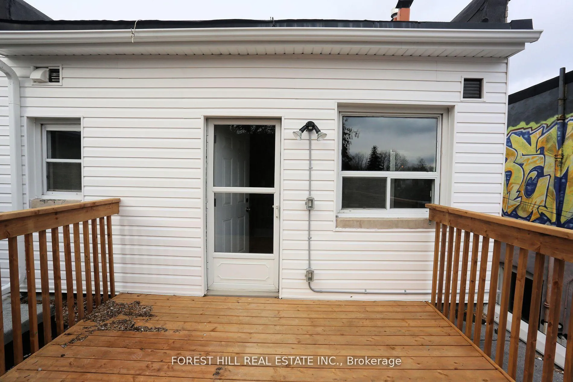 Photo 22 of 919 Kingston Road, Toronto, The Beaches — HOMEH