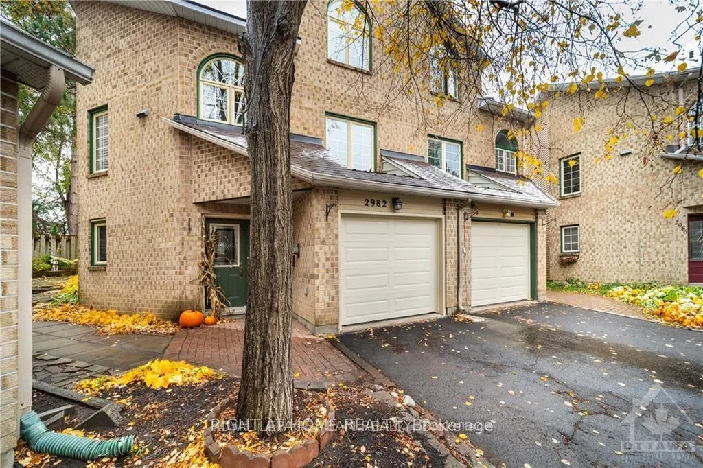 Photo 2 of 2982 Richmond Road, Ottawa, Fairfield Heights — HOMEH