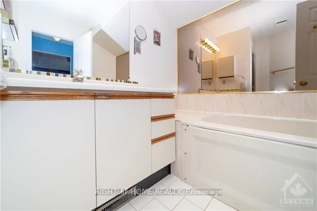 Photo 24 of 2982 Richmond Road, Ottawa, Fairfield Heights — HOMEH