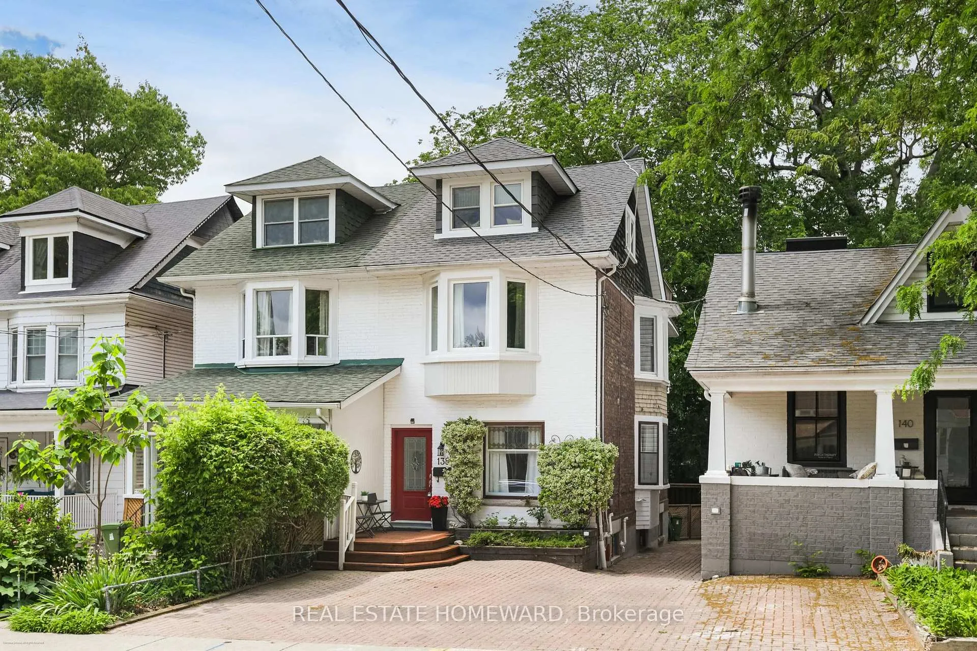 Photo 2 of 138 Lee Avenue, Toronto, The Beaches — HOMEH