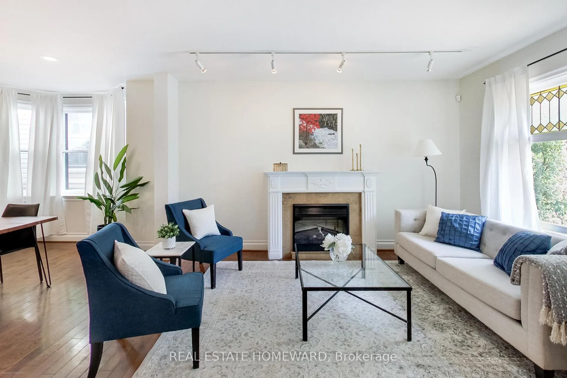 Photo 6 of 138 Lee Avenue, Toronto, The Beaches — HOMEH
