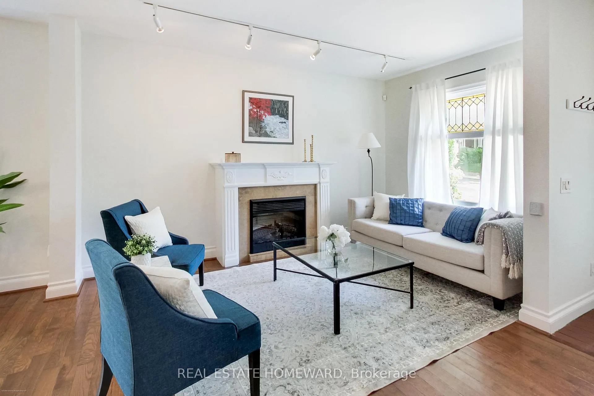 Photo 7 of 138 Lee Avenue, Toronto, The Beaches — HOMEH