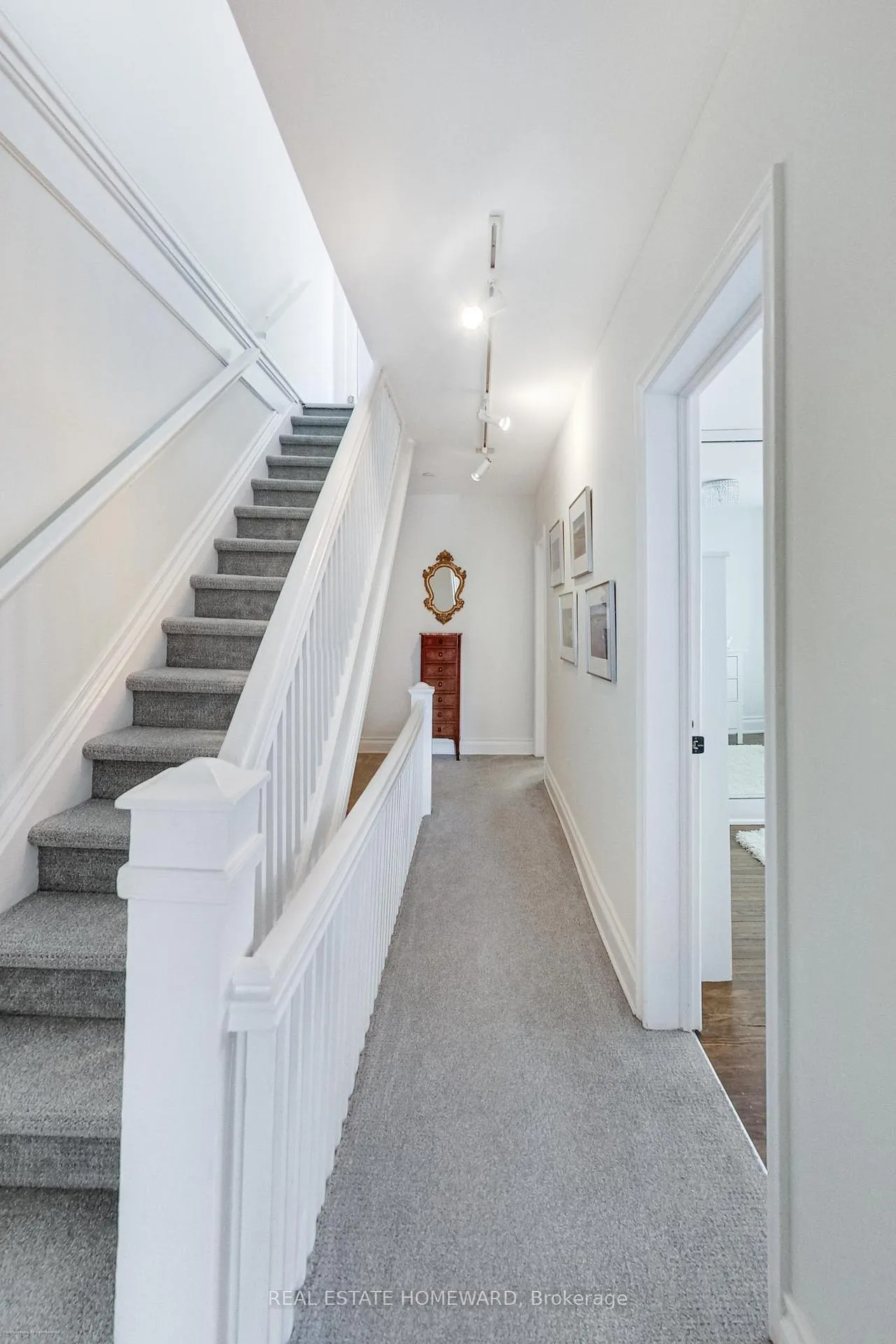 Photo 23 of 138 Lee Avenue, Toronto, The Beaches — HOMEH