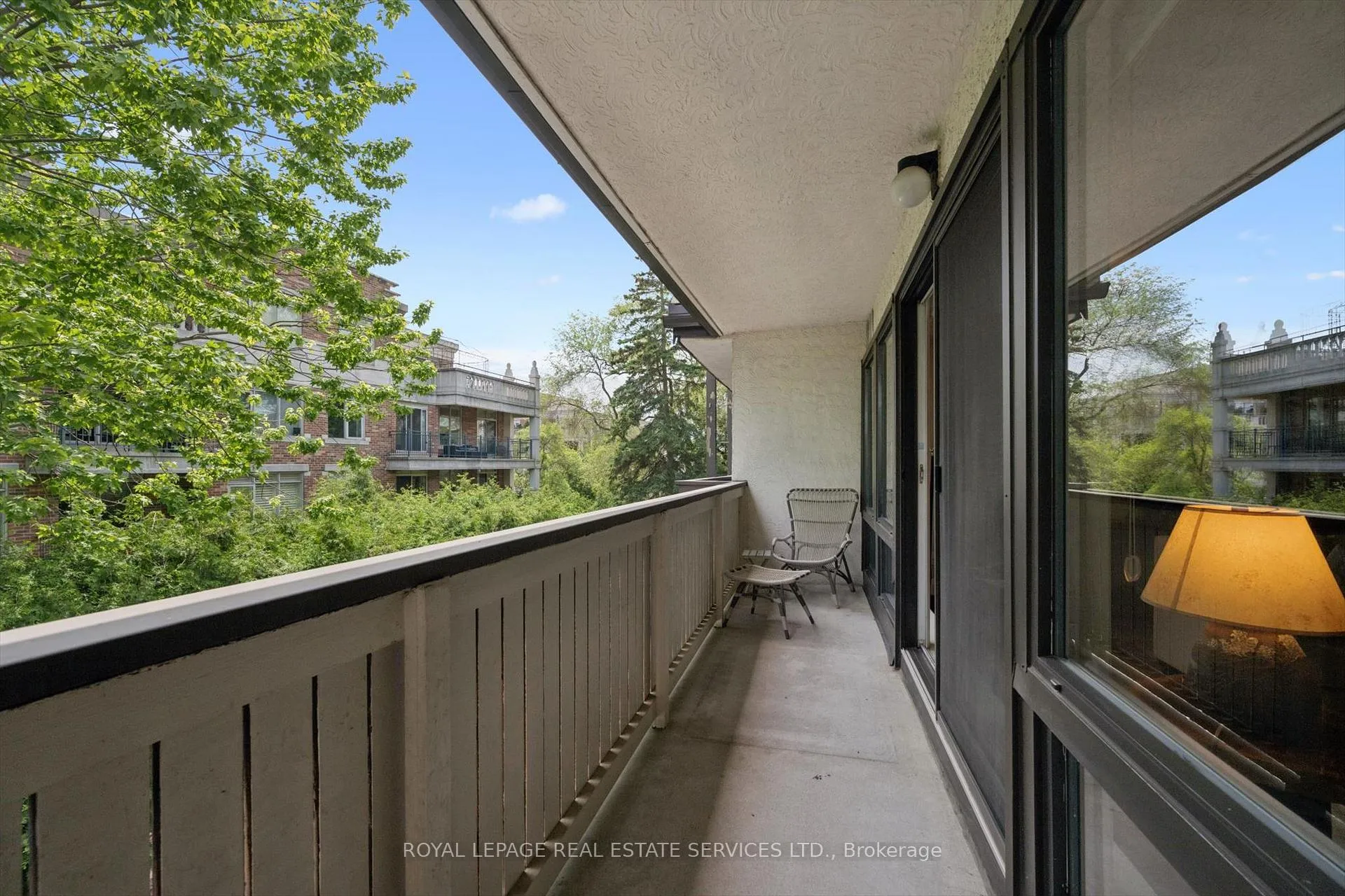 Photo 17 of Unit 305, 71 Old Mill Road, Etobicoke, Kingsway South — HOMEH