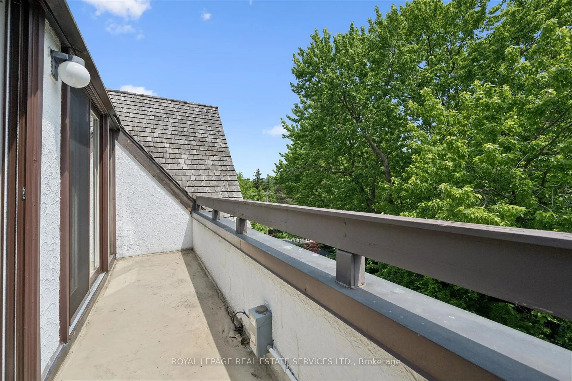 Photo 34 of Unit 305, 71 Old Mill Road, Etobicoke, Kingsway South — HOMEH