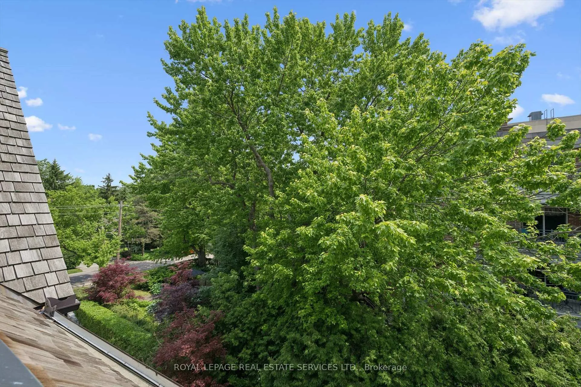 Photo 36 of Unit 305, 71 Old Mill Road, Etobicoke, Kingsway South — HOMEH