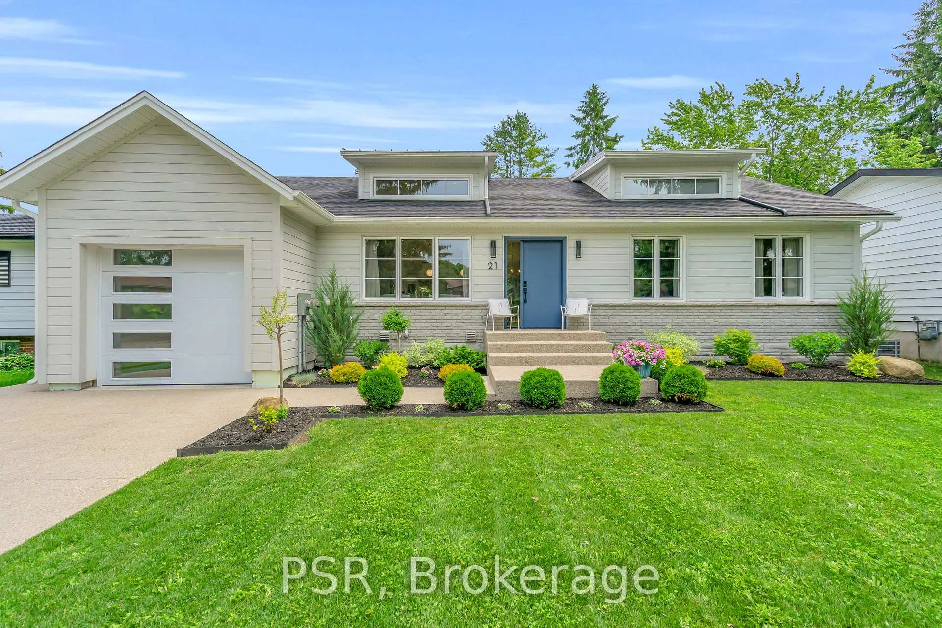 Photo 1 of 21 Blake Street, Meaford — HOMEH