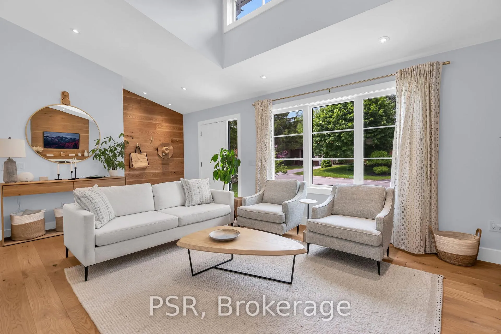 Photo 6 of 21 Blake Street, Meaford — HOMEH