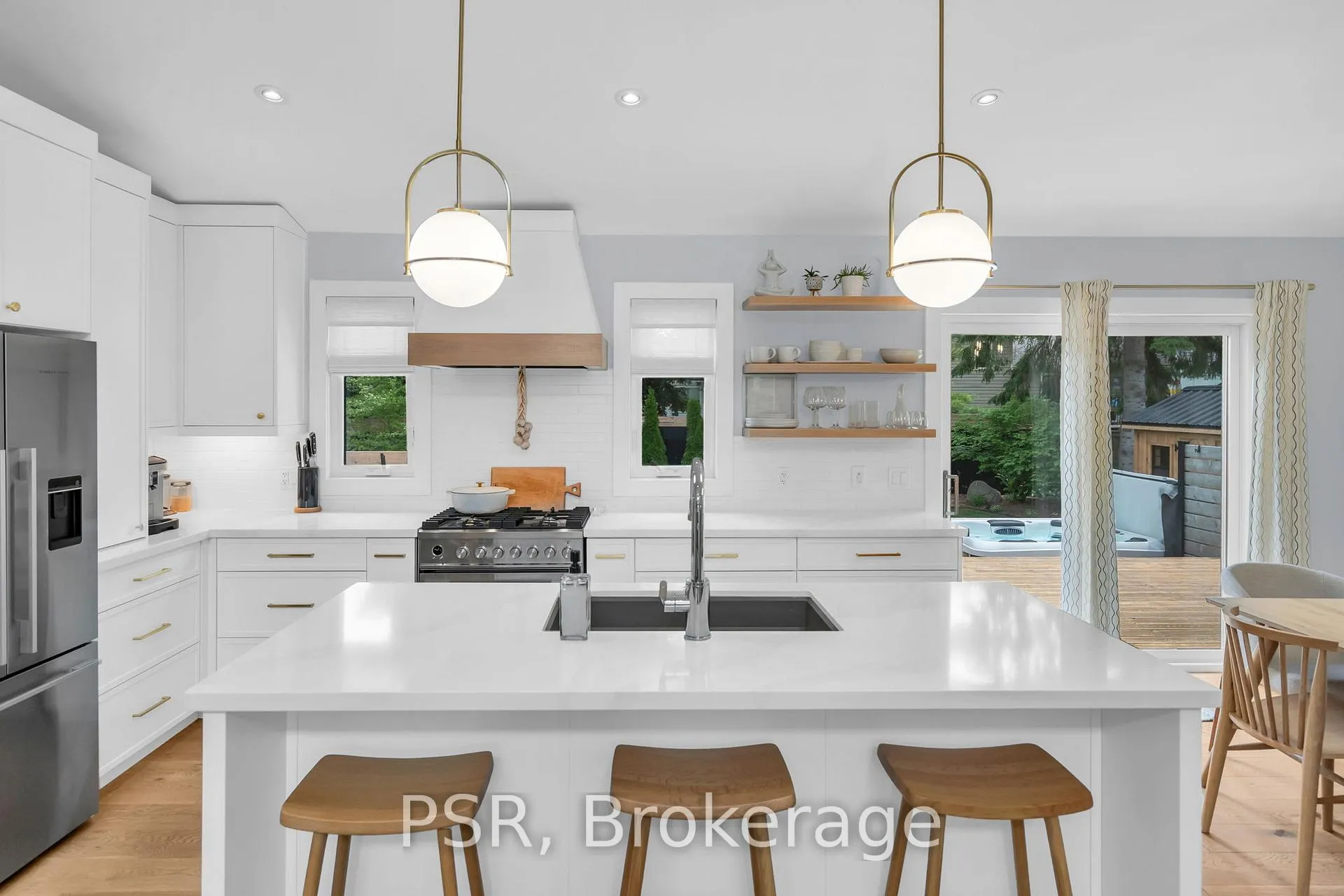 Photo 12 of 21 Blake Street, Meaford — HOMEH